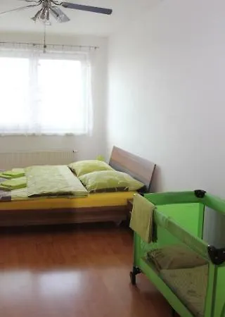 Apartman *